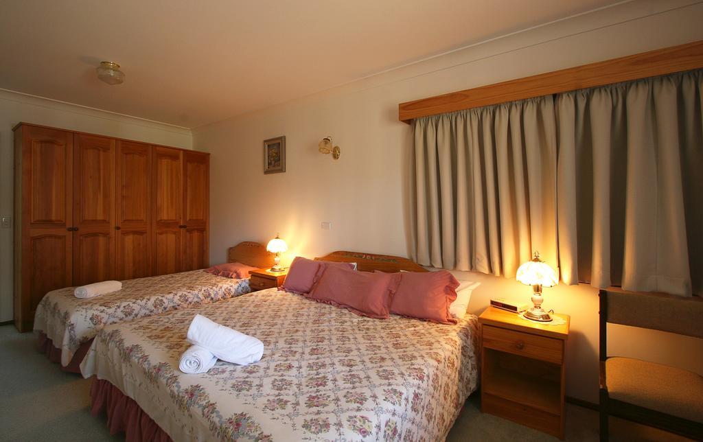 Chalet Swisse Spa Malua Bay Экстерьер фото
