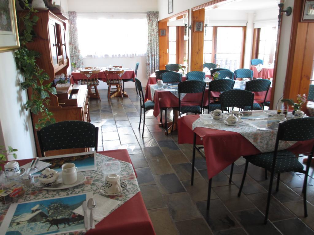 Chalet Swisse Spa Malua Bay Экстерьер фото